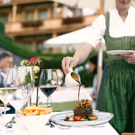 Kaiserhof Kitzbuehel, 4 Sterne Superior Szálloda Kitzbühel