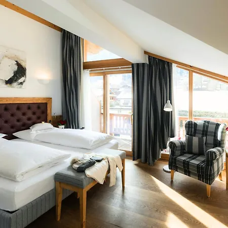 Kaiserhof Kitzbuehel, 4 Sterne Superior キッツビュール
