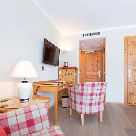 Kaiserhof Kitzbuehel, 4 Sterne Superior Szálloda Kitzbühel