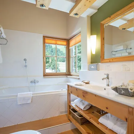 Kaiserhof Kitzbuehel, 4 Sterne Superior מלון 4*