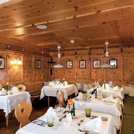 Kaiserhof Kitzbuehel, 4 Sterne Superior Hotel
